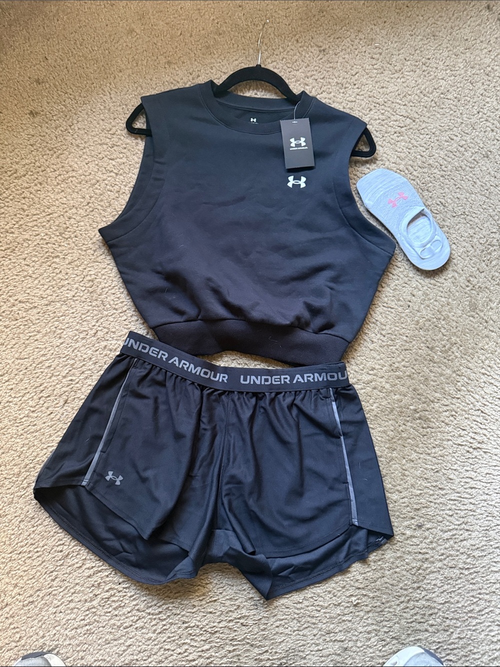 Under Armour 🔥Rival Fleece  Muscle Tank with Running Shorts plus FREE UA sock